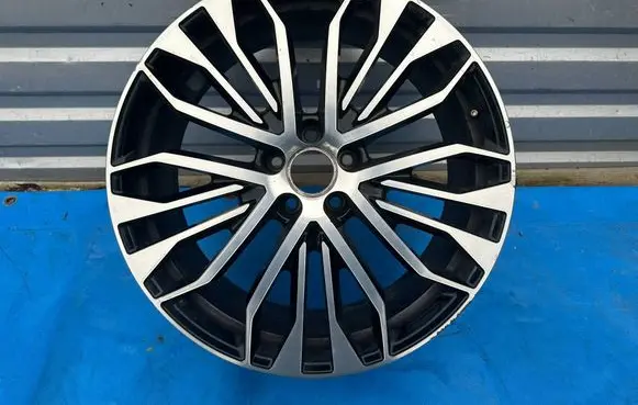 Audi A6 S6 C7 4G R20 alloy rim 4G0601025CR