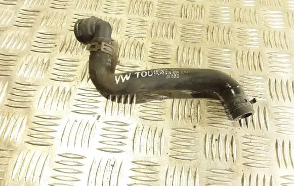 Volkswagen Touran I Engine coolant pipe/hose 1T0122073M