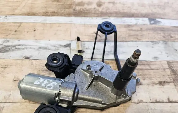 Citroen C4 I Rear window wiper motor 9646803180 0390201807 060609003