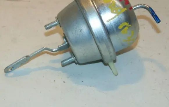 Ford Mondeo MK I Air conditioning (A/C) expansion valve 7308662