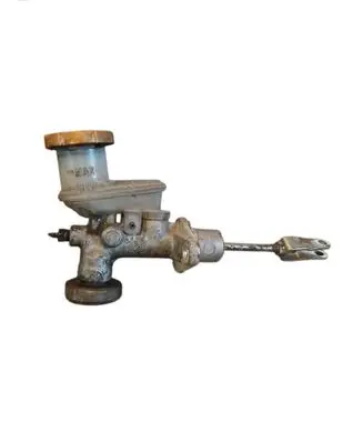 Subaru Forester SG Clutch master cylinder 