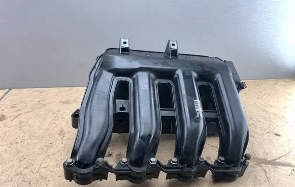 BMW 3 E90 E91 Intake manifold 7800579 11617800579 11617795393