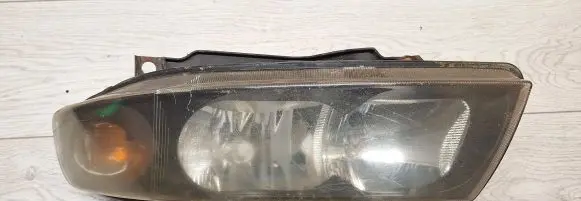 Seat Toledo II (1M) Headlight/headlamp 67742691