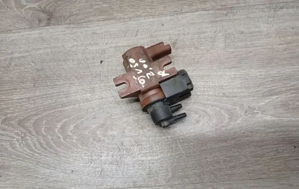 Volvo V50 Turbo solenoid valve 701771010