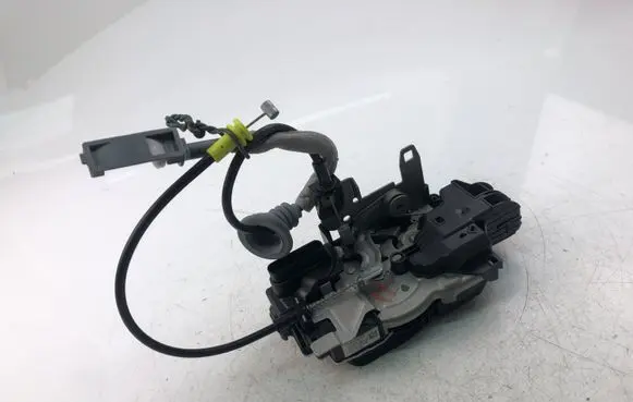 Volvo XC40 Rear door lock 31462456