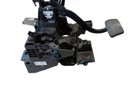 Opel Meriva B Brake pedal 13368957 00343342