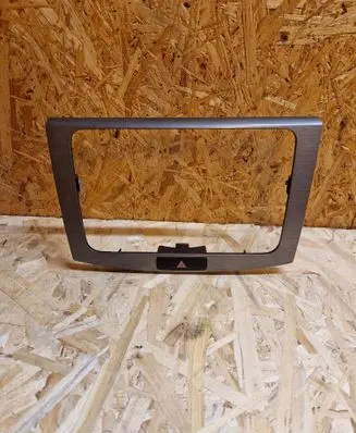 Volkswagen PASSAT B7 Radio/GPS head unit trim 3AA858069H