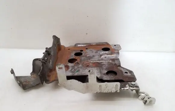 Nissan Qashqai Battery tray 