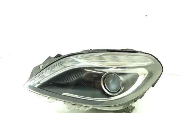 Mercedes-Benz B W246 W242 Headlight/headlamp A2468201561