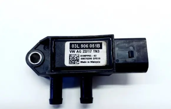 Volkswagen PASSAT B8 Exhaust gas pressure sensor 03L906051B