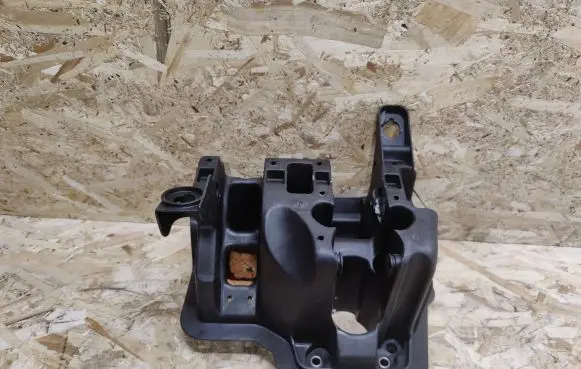 Maserati GranTurismo Brake pedal bracket assembly 3801390030