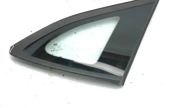 Hyundai Tucson TL Rear vent window glass 87820D3000 87820D3010