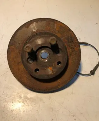 Dacia Spring Front wheel hub 
