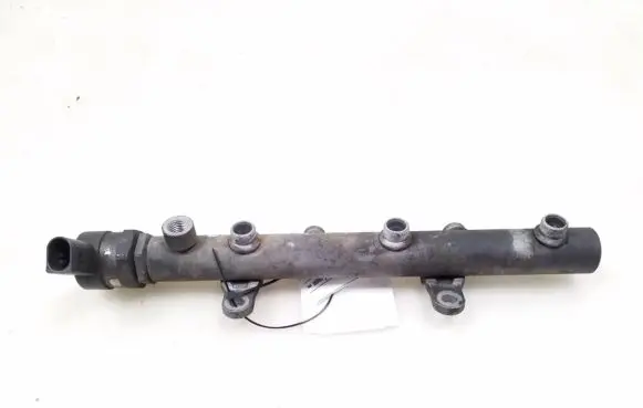 Audi Q7 4L Fuel main line pipe