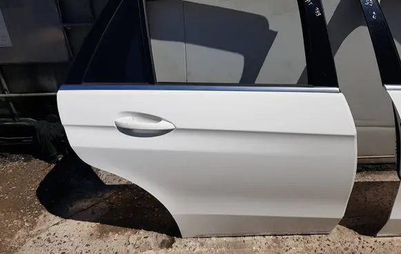 Mercedes-Benz E W212 Rear door