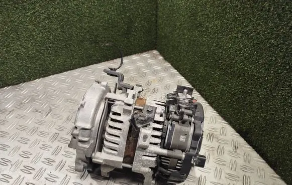 KIA Stonic Generator/alternator 98A702105 3630007000 2726652