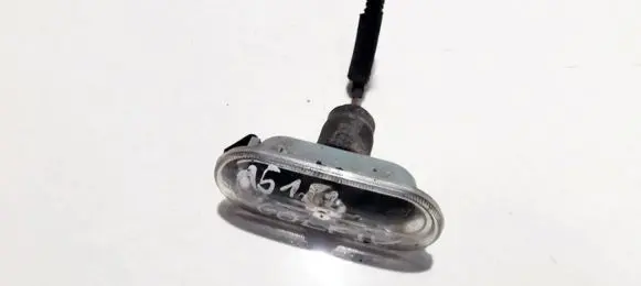 Volkswagen Golf IV Front fender indicator light 1j0949117