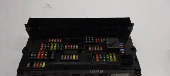 BMW 7 F01 F02 F03 F04 Fuse box set 02055097 030811