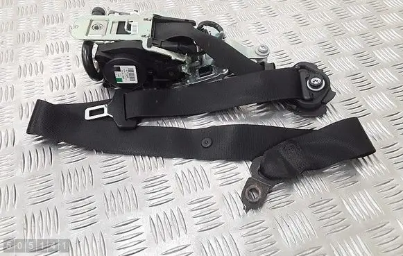 Mercedes-Benz E W212 Front seatbelt 617112200