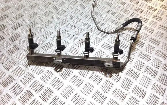 BMW 3 E90 E91 Fuel injectors set 7506158