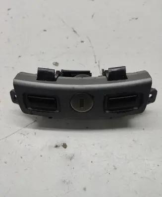 BMW 7 E65 E66 Glove box lock 