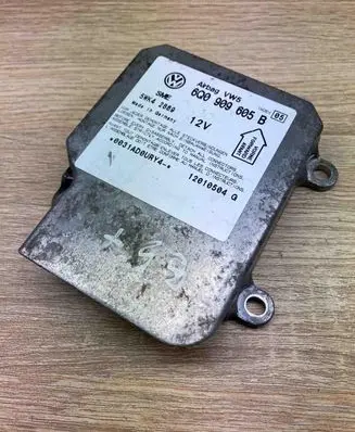 Volkswagen PASSAT B5 Airbag control unit/module 6Q0909605 5WK2869