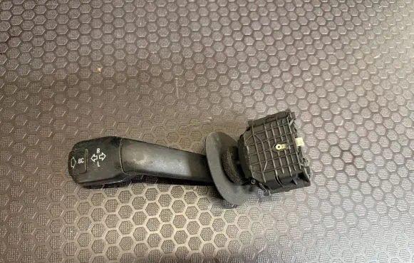 BMW 5 E39 Indicator stalk 011004