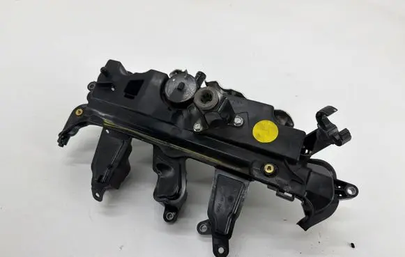 Nissan Navara D23 Rocker cam cover 118304798R