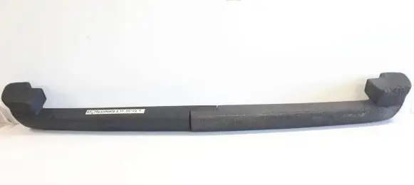 Volkswagen Multivan T4 Rear bumper foam support bar 7D0807695