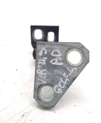 Volkswagen Golf VI Front door upper hinge