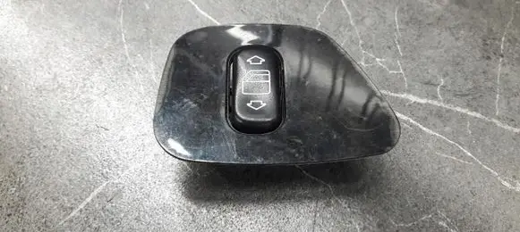 Mercedes-Benz C W204 Quarter vent window switch 2108200510