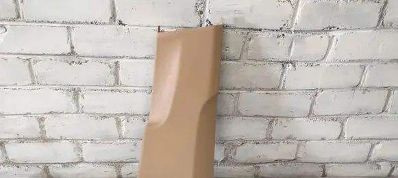 (B) pillar trim (bottom)
