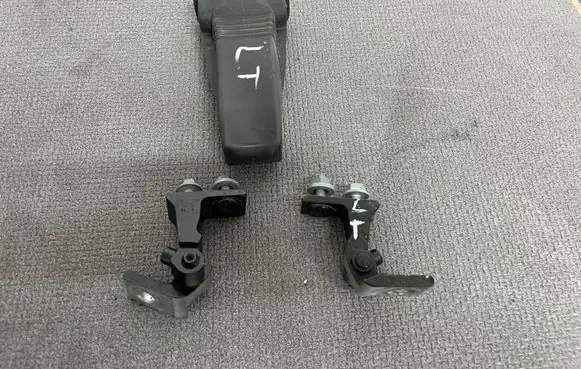 Audi Q5 SQ5 FY Rear door lower hinge 8W0831403D 8V0888403 64716