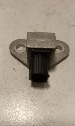 Nissan Qashqai+2 Airbag deployment crash/impact sensor
