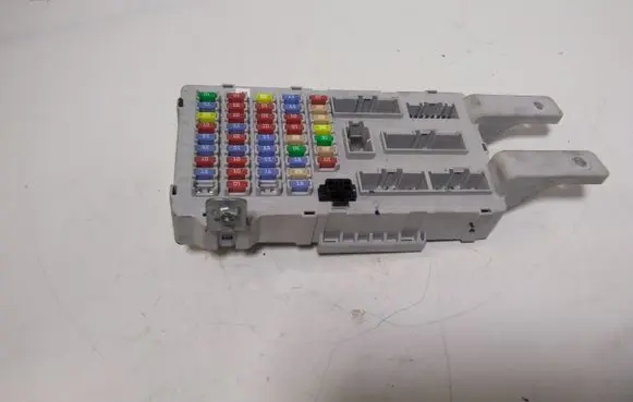 Hyundai Santa Fe Fuse module AB40C10C81069