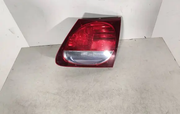 Lexus GS 300 350 430 450H Tailgate rear/tail lights