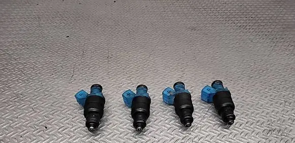 Volvo S40, V40 Fuel injectors set 8627804