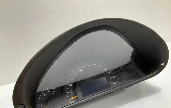 Mercedes-Benz C W203 Speedometer (instrument cluster)