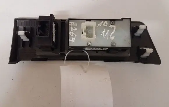 Mazda 6 Parking (PDC) sensor switch GS8S55443 03099481
