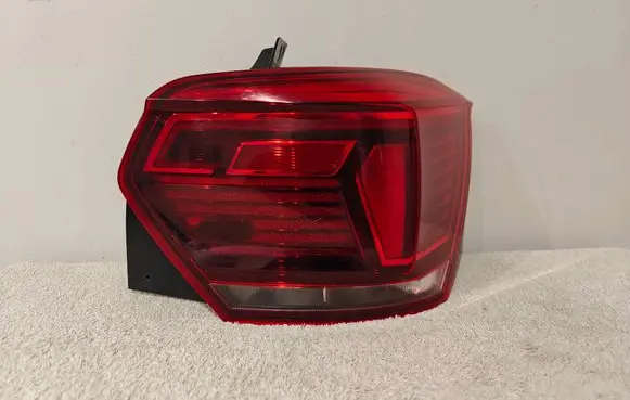 Volkswagen Polo VI Rear/tail lights 2G0945208B RE2888000101 2G0945712B