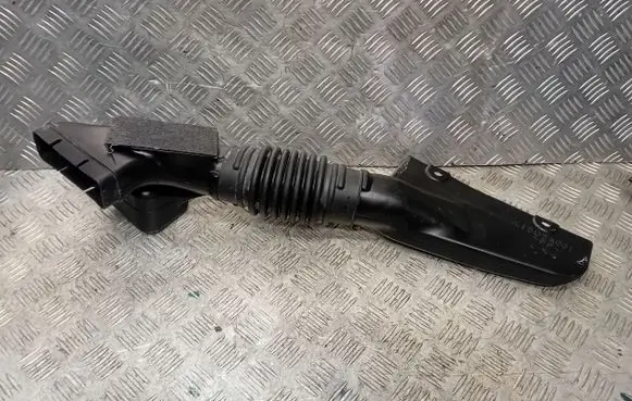 Mitsubishi Outlander Air intake duct part 1505A661
