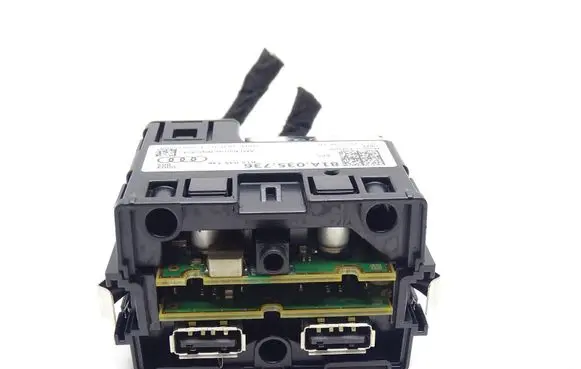 Audi A3 S3 8V USB socket connector 81A035736