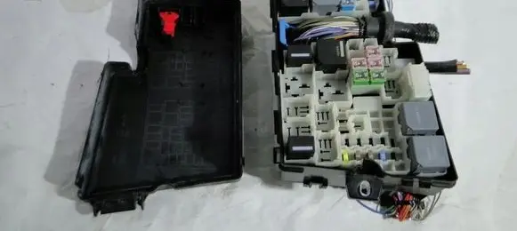 Ford Focus Fuse box set F1ET14K733AJE