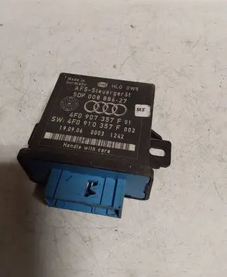 Audi Q7 4L Light module LCM 4F0907357F 5DF00888627 4F0910357F