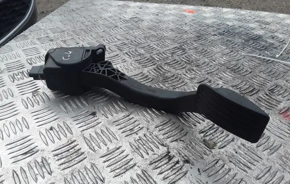 Citroen C4 I Accelerator pedal position sensor 9651270280