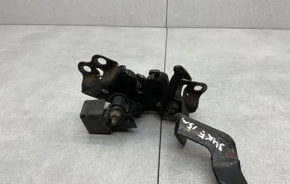 Nissan Juke I F15 Engine bonnet/hood lock/latch loop/hook 