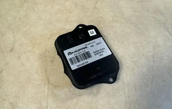 Jeep Grand Cherokee (WK) Headlight ballast module Xenon 90042670S