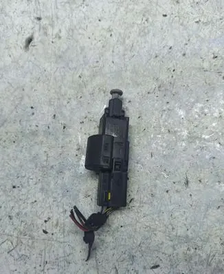 Opel Zafira A Brake pedal sensor switch 09132299 09175172 09175185