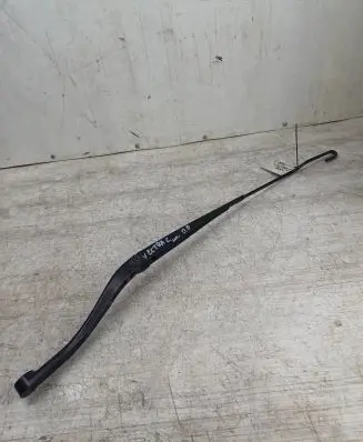Opel Vectra C Front wiper blade arm 09185813