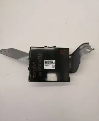 Toyota Avensis T270 Other control units/modules MB1028500970 8969005100
